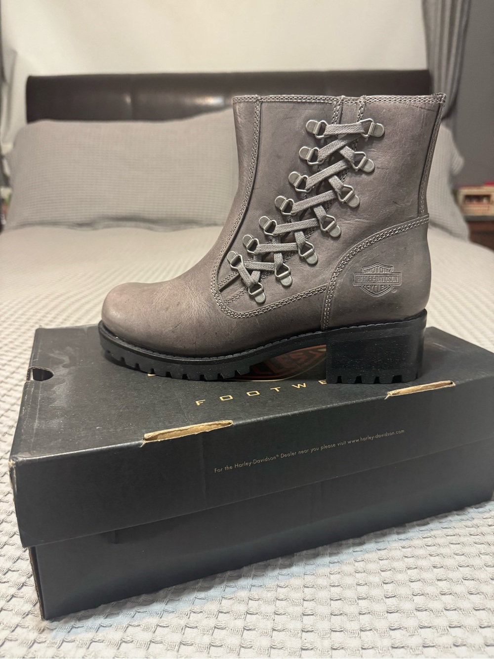 Harley-Davidson Hackley Gray Leather Ankle Boots Women’s 7.5 – NEW IN BOX